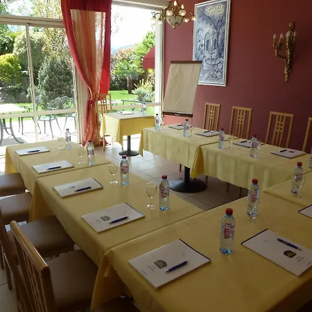 Отель Western Beausejour 3*